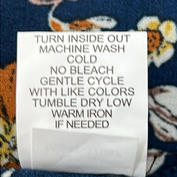 Roz & Ali Women’s Blouse Top Size L Blue/White/Rust Polyester Flutter Sleeves - Picture 8 of 10